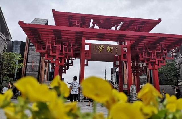 罍街在大蜀山吗，合肥半边街美食推荐店铺有哪些地方